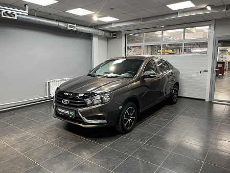 ВАЗ (LADA) Vesta 1.6 MT (106 л.с.) 2016