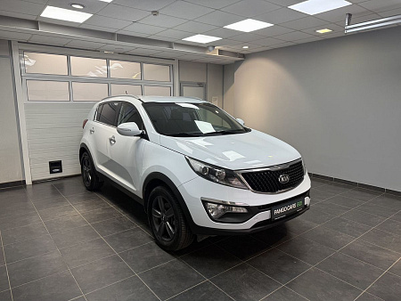 Kia Sportage 2.0 MT (150 л.с.) 2015