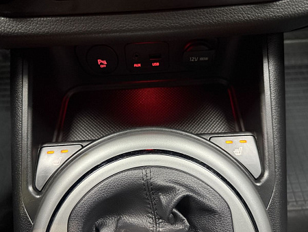 Kia Sportage 2.0 MT (150 л.с.) 2015