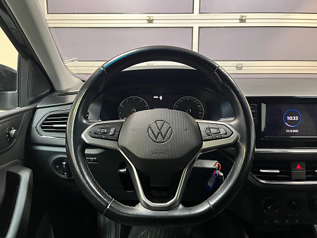 Volkswagen Polo 1.6 MPI MT (110 л.с.) 2020