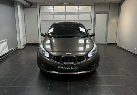 KIA Ceed 1.6 MT (129 л.с.) 2013