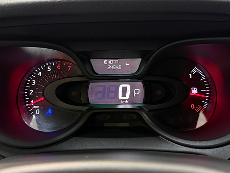 Renault Kaptur 1.6 CVT (114 л.с.) 2017