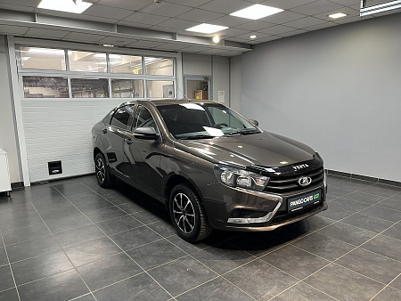 ВАЗ (LADA) Vesta 1.6 MT (106 л.с.) 2016