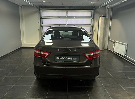 ВАЗ (LADA) Vesta 1.6 MT (106 л.с.) 2016