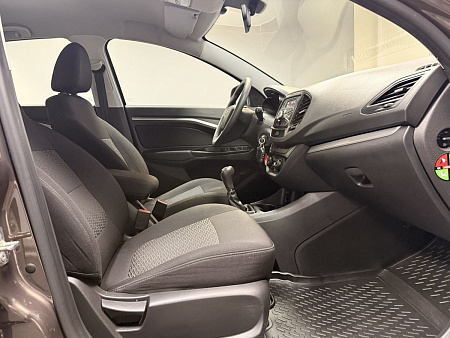 ВАЗ (LADA) Vesta 1.6 MT (106 л.с.) 2021