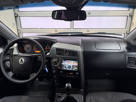 SsangYong Kyron 2.3 4WD MT (150 л.с.) 2012