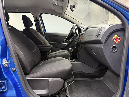 Renault Sandero Stepway 1.6 CVT (113 л.с.) 2019