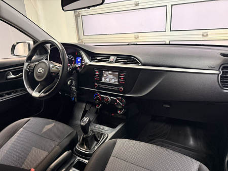 Kia Rio X 1.6 MT (123 л.с.) 2020