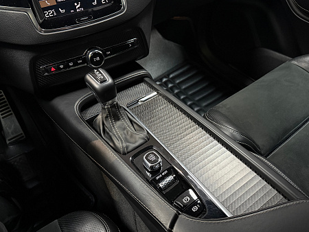 Volvo XC90 2.0 T5 4WD AT (249 л.с.) 5 мест 2019
