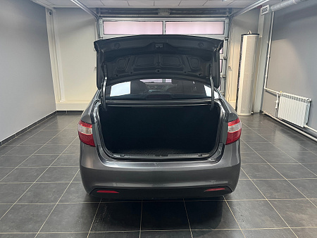 KIA Rio 1.6 AT (123 л.с.) 2013