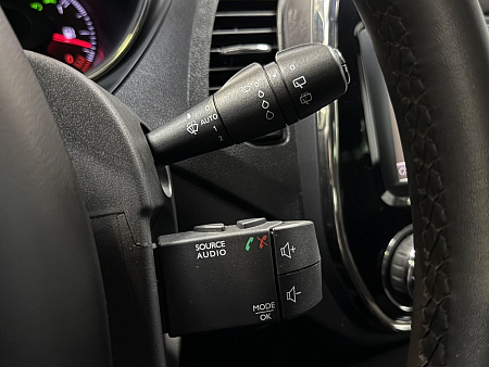 Renault Kaptur 2.0 4WD AT (143 л.с.) 2018