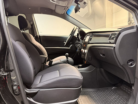 SsangYong Actyon 2.0 D MT (149 л.с.) 2012