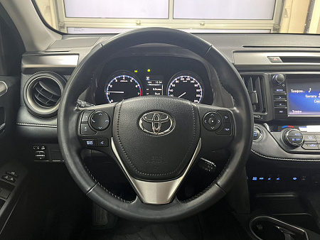 Toyota RAV4 2.0 CVT (146 л.с.) 2017