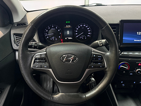 Hyundai Solaris 1.6 MT (123 л.с.) 2021