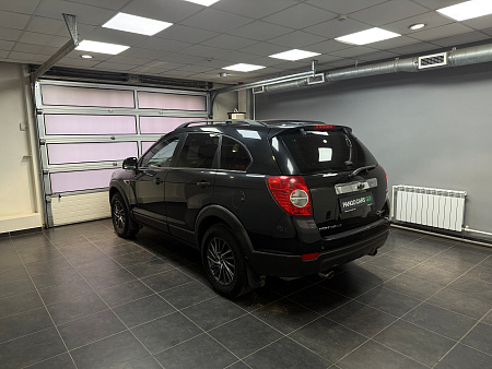 Chevrolet Captiva 2.4 4WD MT (167 л.с.) 2012