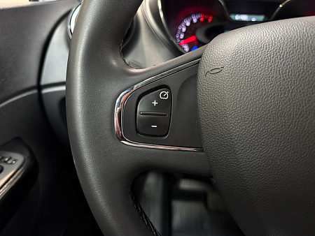 Renault Kaptur 1.6 CVT (114 л.с.) 2019