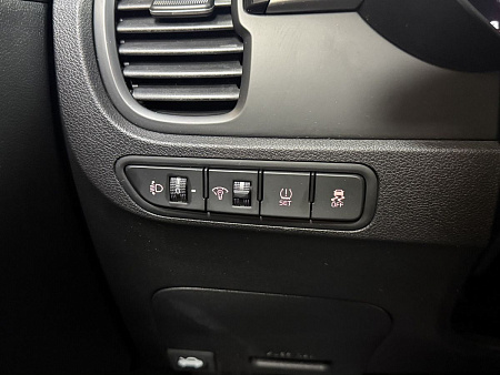 Kia Rio X-Line 1.6 AT (123 л.с.) 2020