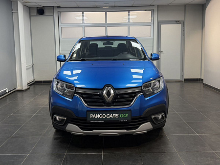 Renault Logan Stepway 1.6 MT (113 л.с.) 2019