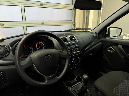 ВАЗ (LADA) Granta 1.6 MT (90 л.с.) 2022