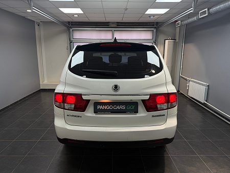 SsangYong Kyron 2.3 4WD MT (150 л.с.) 2013