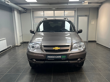 Chevrolet Niva 1.7 MT (80 л.с.) 2015