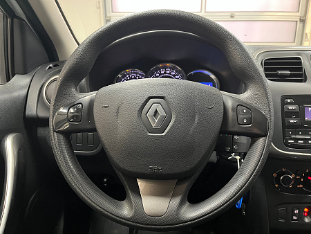 Renault Sandero Stepway 1.6 AT (102 л.с.) 2017