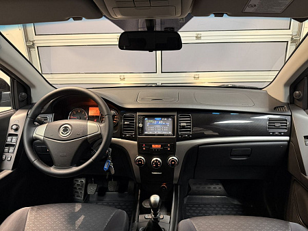 SsangYong Actyon 2.0 D MT (149 л.с.) 2012