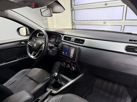 Renault Arkana 1.6 4WD MT (114 л.с.) 2021