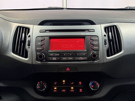 Kia Sportage 2.0 MT (150 л.с.) 2015