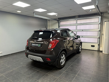 Opel Mokka 1.8 MT (140 л.с.) 2013