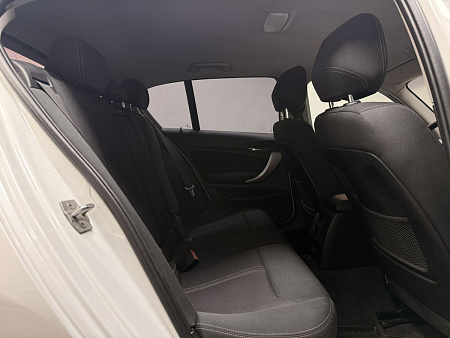 BMW 1 серия 118i 1.5 Steptronic (136 л.с.) 2018
