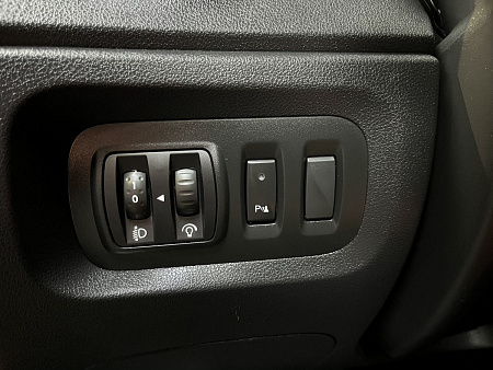 Renault Kaptur 1.6 CVT (114 л.с.) 2016