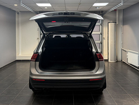 Volkswagen Tiguan 1.4 TSI DSG (150 л.с.) 2020