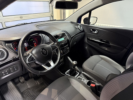 Renault Kaptur 1.6 MT (114 л.с.) 2021