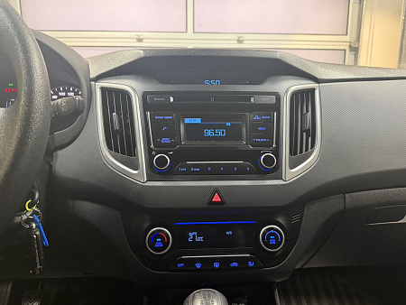 Hyundai Creta 1.6 MT (123 л.с.) 2016
