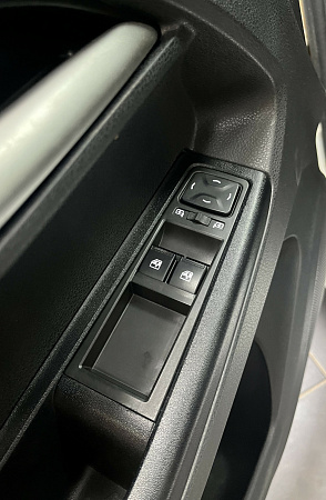 ВАЗ (LADA) Vesta 1.6 MT (106 л.с.) 2018