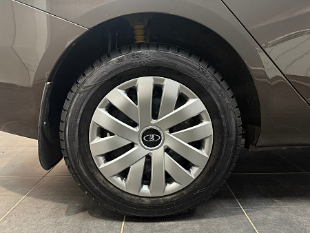 ВАЗ (LADA) Vesta 1.6 MT (106 л.с.) 2016