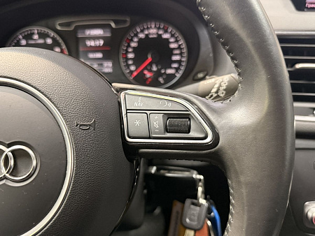 Audi Q3 2.0 TFSI quattro S tronic (170 л.с.) 2012