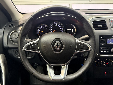Renault Logan 1.6 MT (82 л.с.) 2022