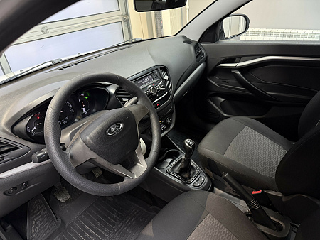 ВАЗ (LADA) Vesta 1.6 MT (106 л.с.) 2017