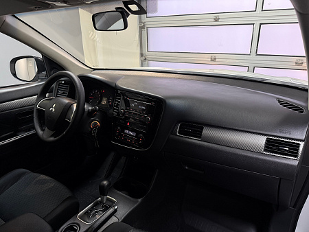 Mitsubishi Outlander 2.0 CVT (146 л.с.) 2013