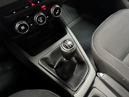 Renault Arkana 1.6 MT (114 л.с.) 2020