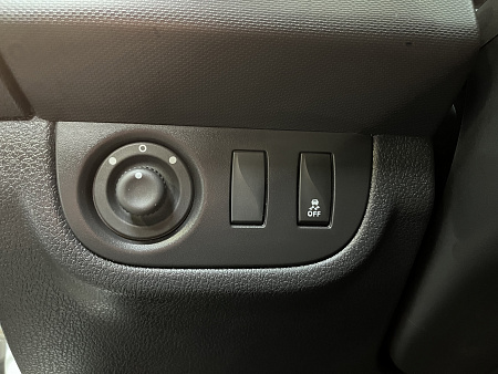 Renault Logan Stepway 1.6 CVT (113 л.с.) 2020