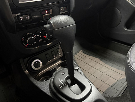 Renault Duster 2.0 4WD AT (143 л.с.) 2017