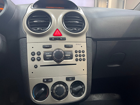 Opel Corsa 1.4 MT (90 л.с.) 2008