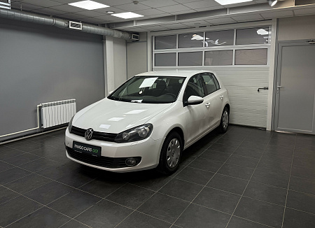 Volkswagen Golf 1.6 DSG (102 л.с.) 2012