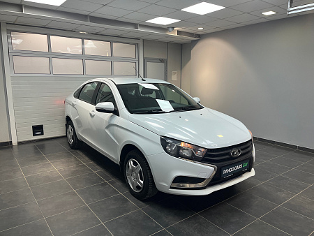 ВАЗ (LADA) Vesta 1.6 MT (106 л.с.) 2018