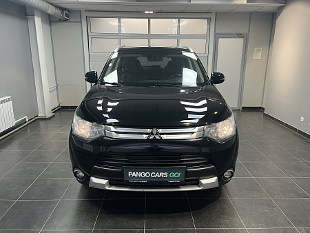 Mitsubishi Outlander 2.0 4WD CVT (146 л.с.) 2014