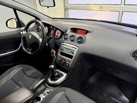 Peugeot 408 1.6 MT (115 л.с.) 2016