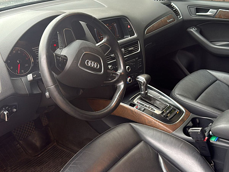 Audi Q5 2.0 TFSI quattro Tiptronic (225 л.с.) 2013